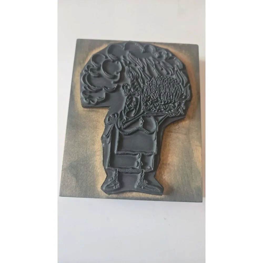 Art Impressions Bernadette Rubber Stamp Funny Lady with Burning Birthday Cake